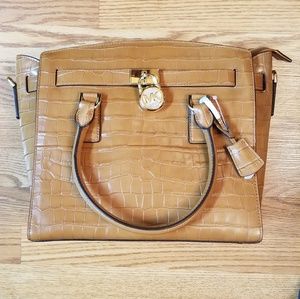 MICHAEL KORS Hamilton Satchel